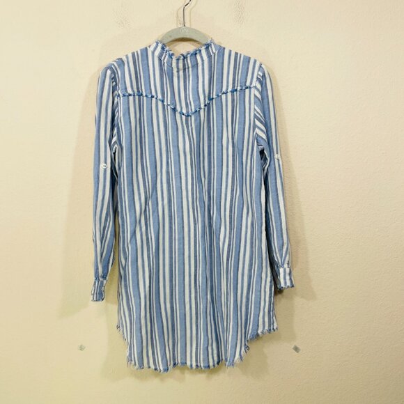 Cloth & Stone Womens SMALL Striped Tunic Top Blue Linen Button Down Blue Relaxed - Picture 2 of 7